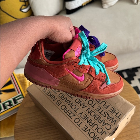 Nike Dunk Low Disrupt 2 Desert Bronze - Picture 5 of 8